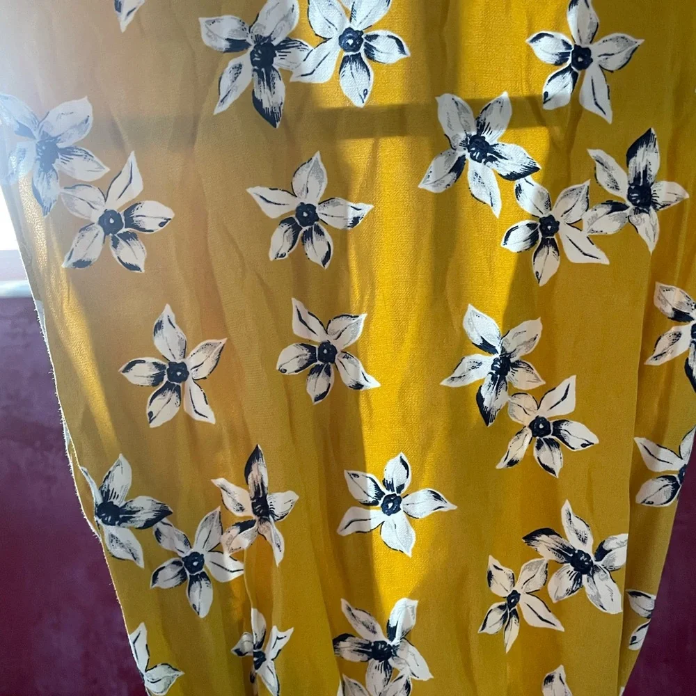 Ann Taylor Floral Wrap Dress - Picture 4 of 5